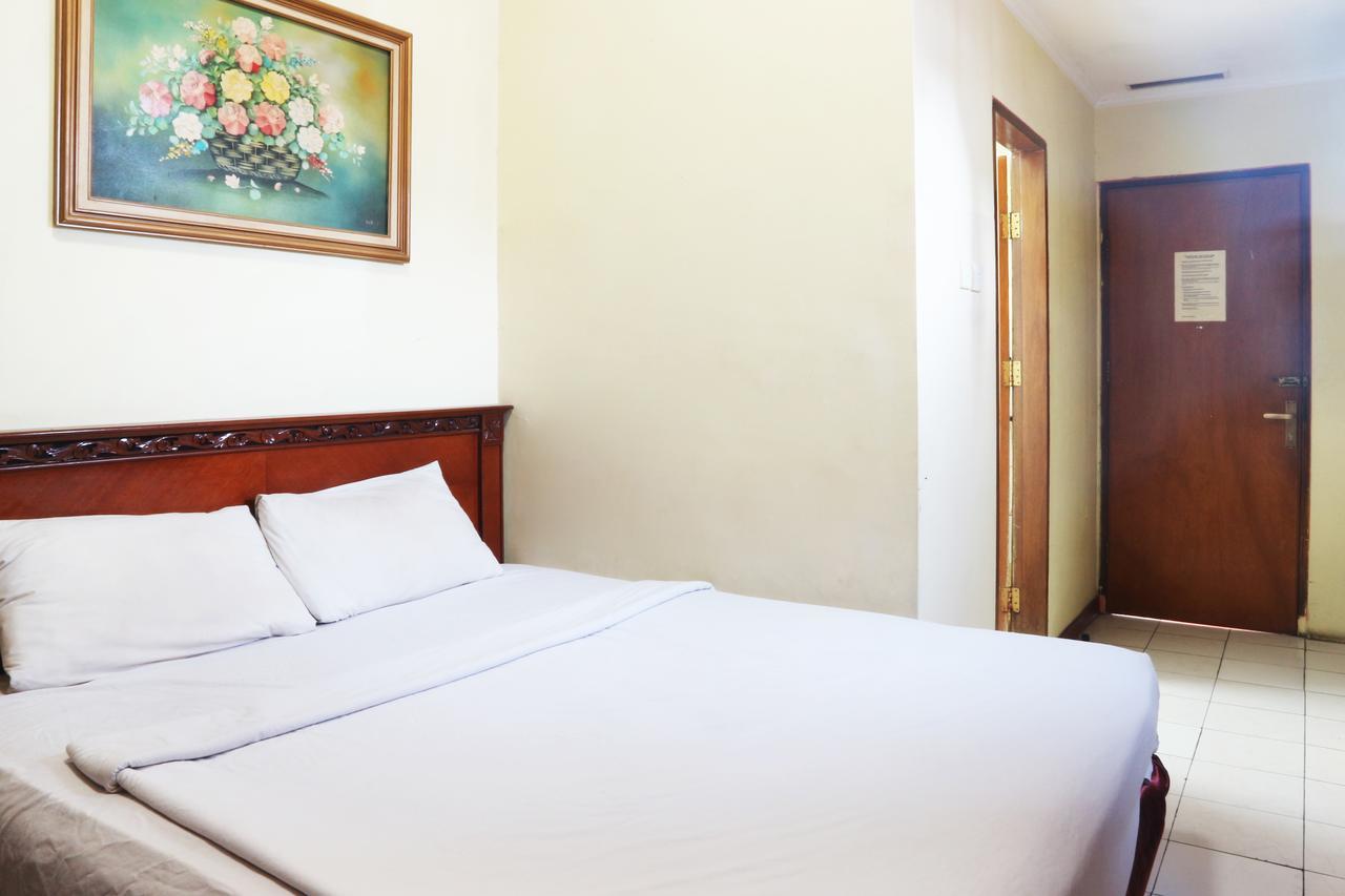 Hotel Farel Джакарта Екстериор снимка