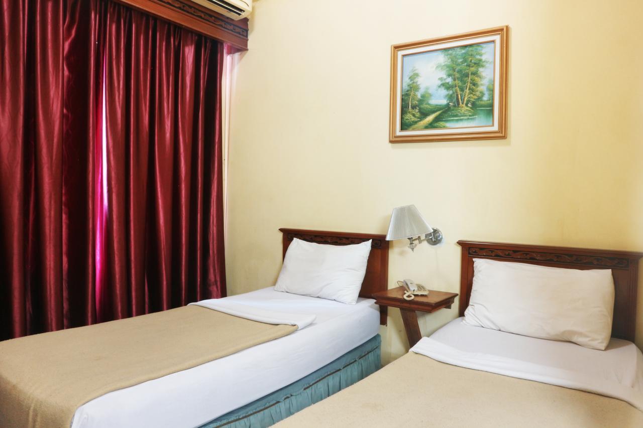 Hotel Farel Джакарта Екстериор снимка