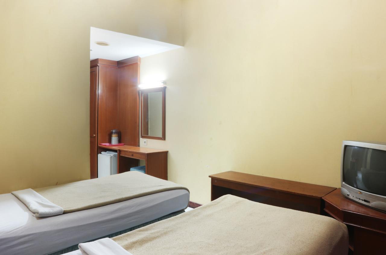 Hotel Farel Джакарта Екстериор снимка