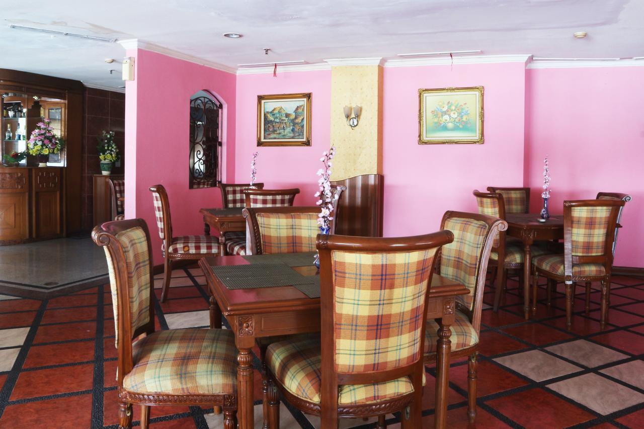 Hotel Farel Джакарта Екстериор снимка